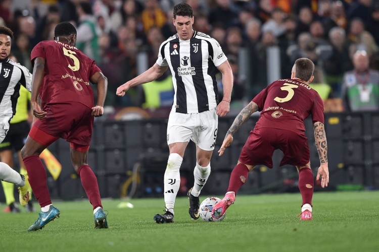 B体育首页-莫雷托：米兰前锋引援首选DV9、霍伊伦和杰克逊，恩博洛也是目标