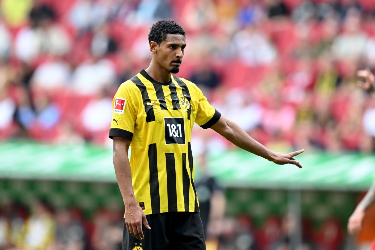 B体育下载-官方：乌德勒支从多特签下前锋阿莱，双方签约1年